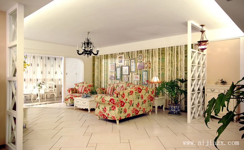 開(kāi)闊大方的田園風(fēng)格大戶型客廳裝修效果圖